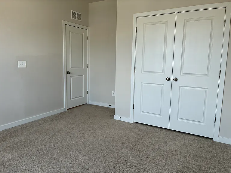 2062 Whithorn Hl — Photo 35