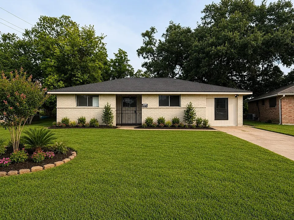 14531 Essendine Ln