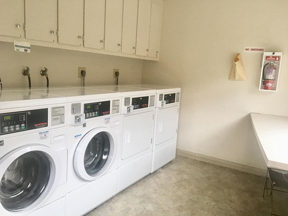 3rd image of 20 E Santa Inez Ave APT 6