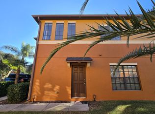 1045 Blackwater Dr, Zephyrhills, FL 33543