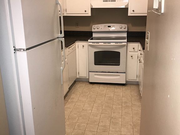 3rd image of 4402 American Dr #A