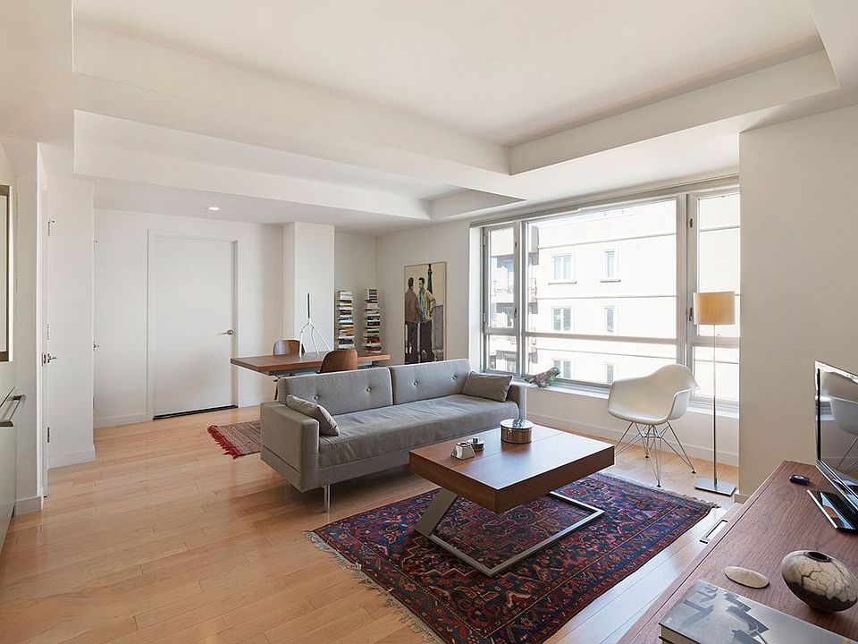 1st image of 560 Carroll St APT 8D