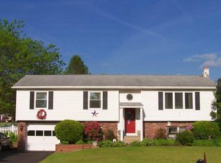 18 Karin Dr, Tunkhannock, PA