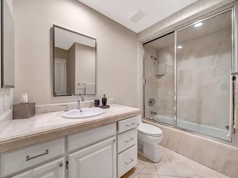 5302 Pacific Ave — Photo 45