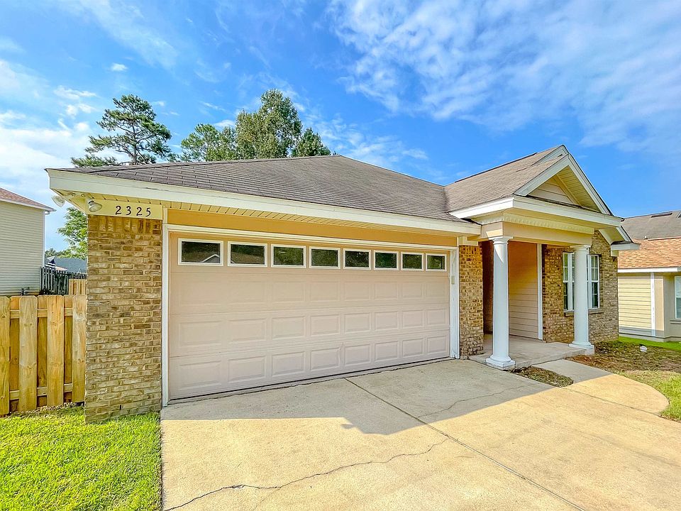 1st image of 2325 Heathrow Dr