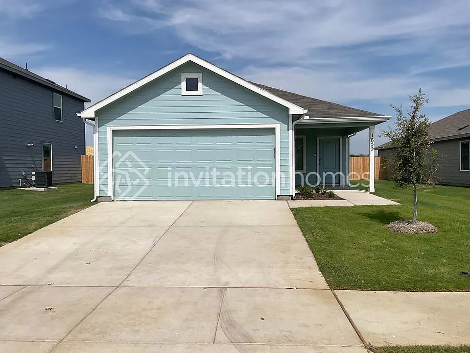 1653 Black Kite Ln