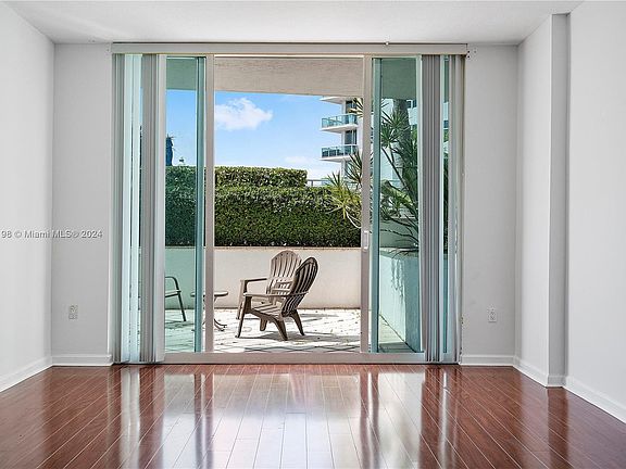 5th image of 7900 Harbor Island Dr APT 507