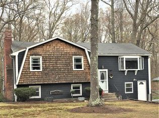 290 Lincoln St, Blackstone, MA 01504