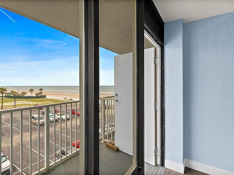 2043 S Atlantic Ave #410 — Photo 4