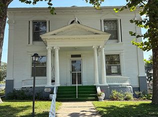 1016 D St, Fairbury, NE 68352