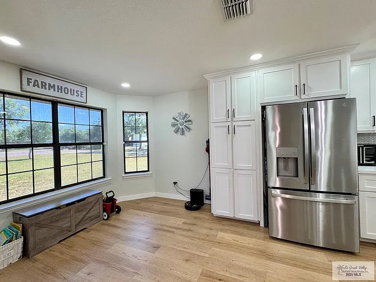 35059 Anaqua Dr — Photo 10