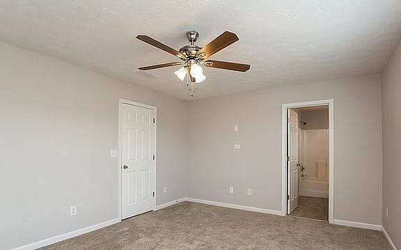 2nd image of 315 Parkview Place Dr