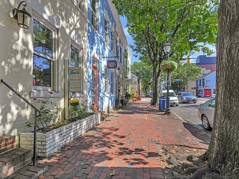 1407 King St #1 — Photo 35