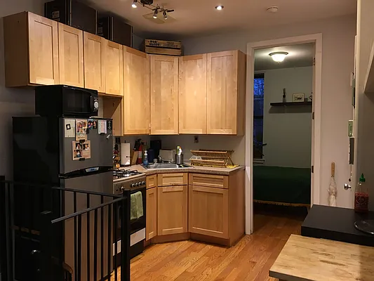 Rented by Rennit Inc. | media 22