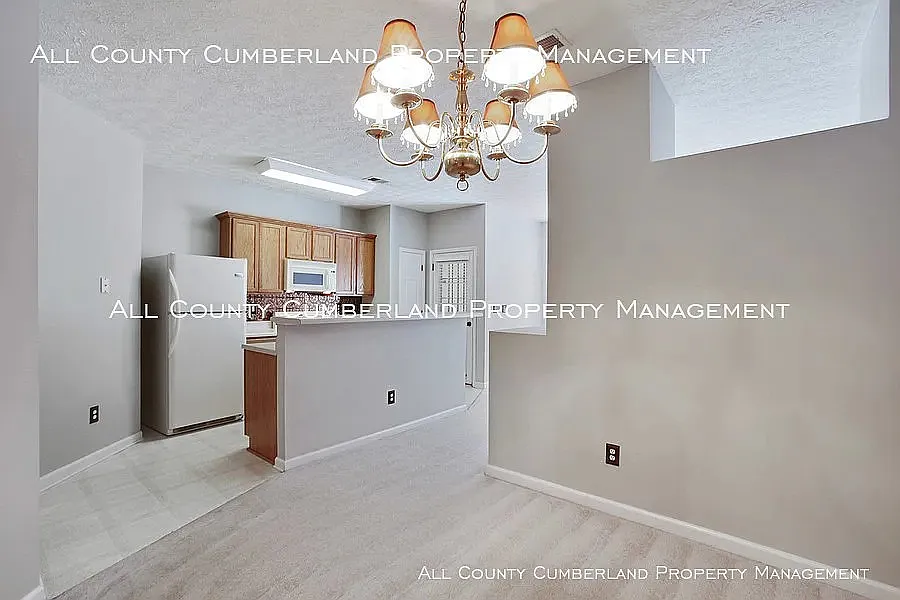 2 bed, 2.5 bath, 1416 sqft, $1,800 — Photo 4