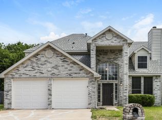 317 Pebblebrook Ln, Glenn Heights, TX 75154