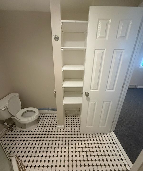 2nd image of 33 Beach St APT 4