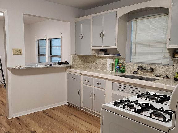 5th image of 617 21st St N