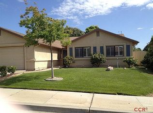 930 E Sunflower Ct, Santa Maria, CA 93455