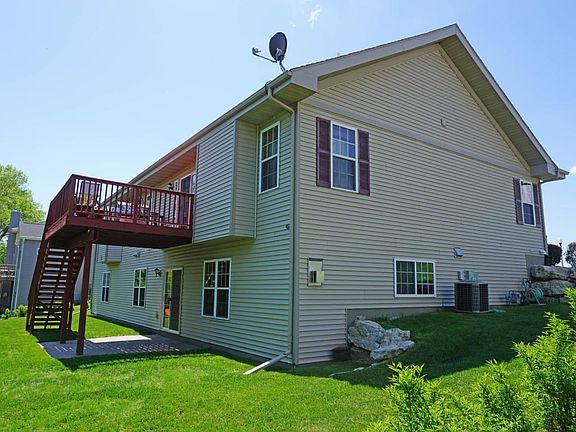 2nd image of 125 Chapel Hill Dr