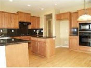 3rd image of 1129 Southwick Ln