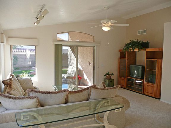 3rd image of 7463 W Abraham Ln