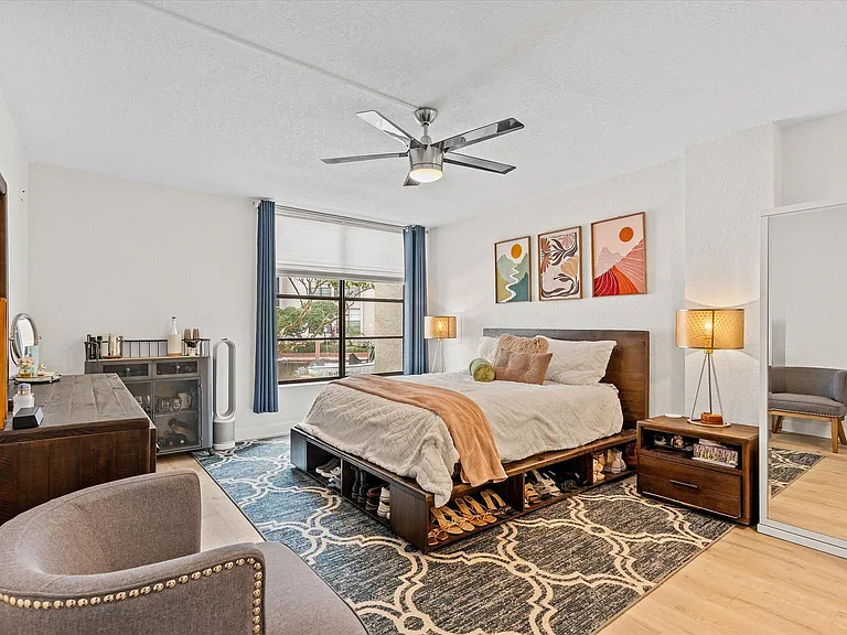 21 Royal Palm Way #1050 — Photo 12
