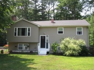 22 Maidstone Dr, Merrimack, NH 03054