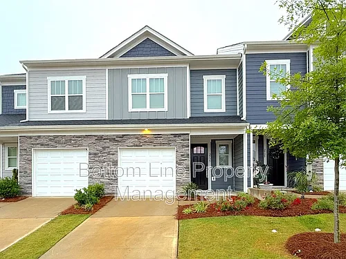 2735 Winn Mill Dr Photo 1