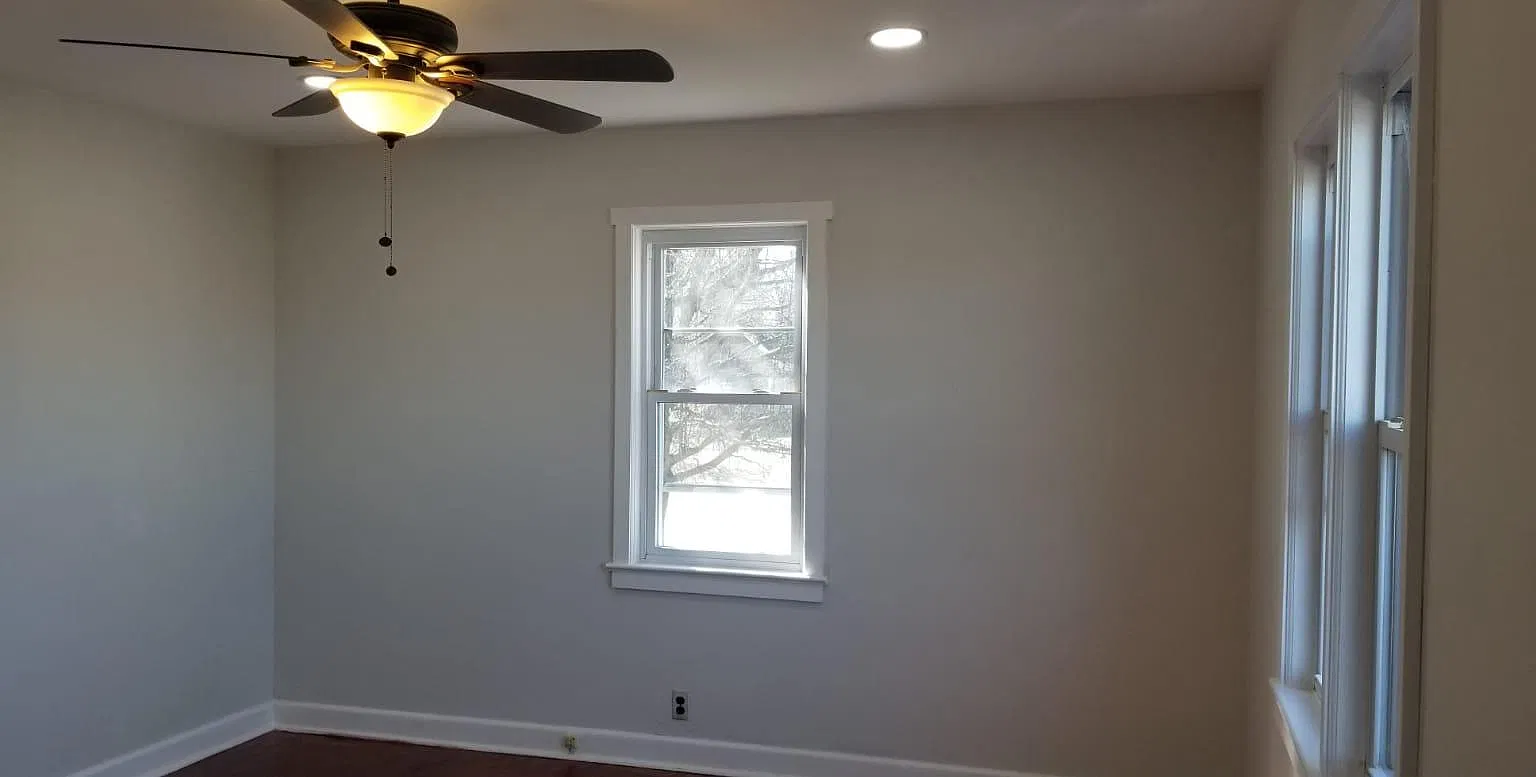 4 bed, 1433 sqft, $3,100 — Photo 1