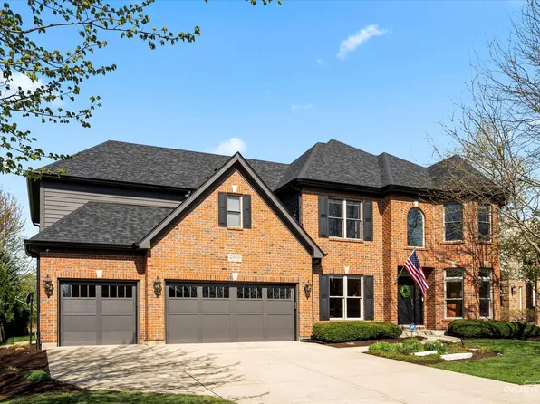 2463 Bird Ln, Batavia, IL 60510