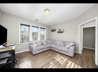 2440 W 62nd St #2, Chicago, IL 60629