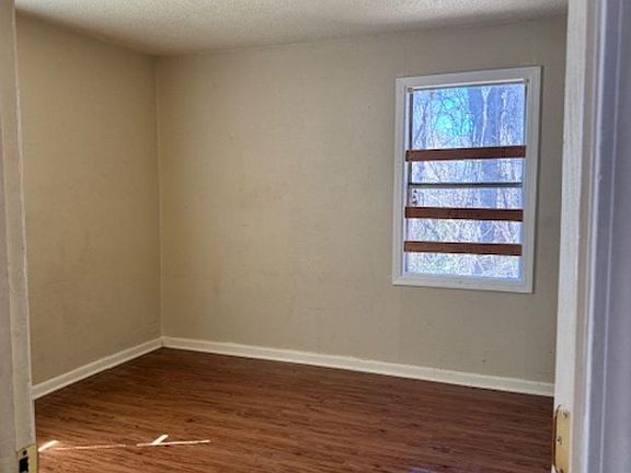 2nd image of 187 Eastview Dr