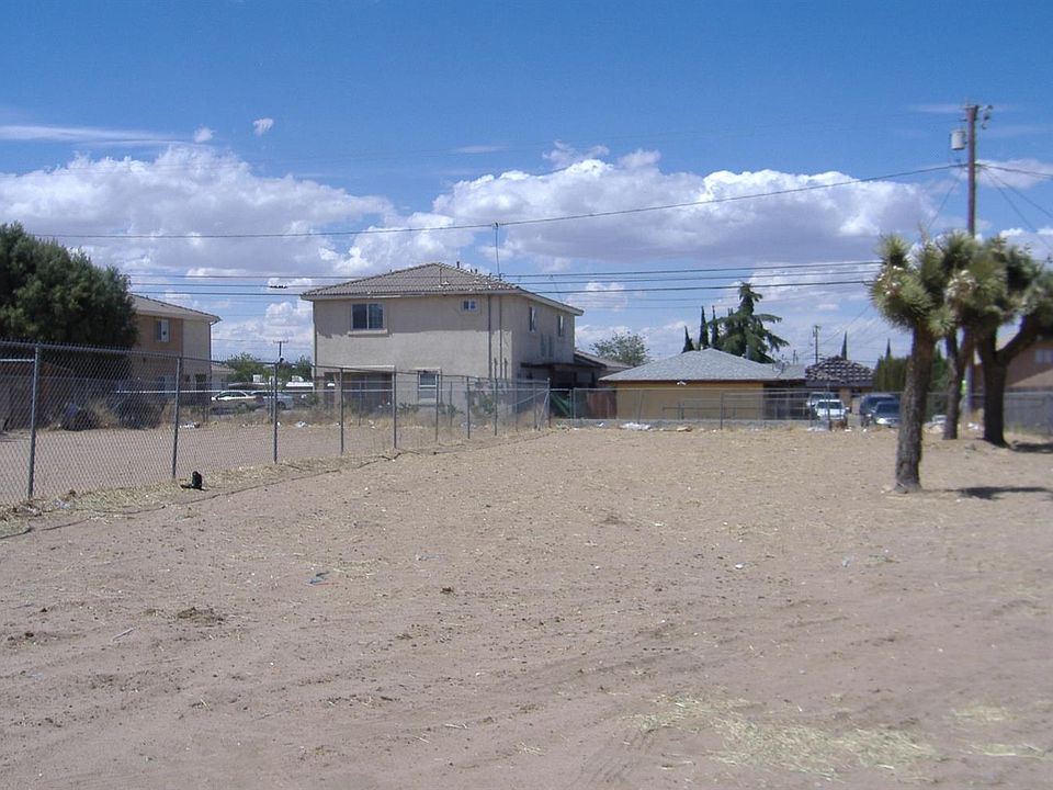 2nd image of 16361 Yucca St