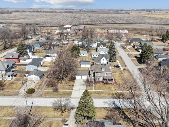513 E Poplar St, Roland, IA 50236