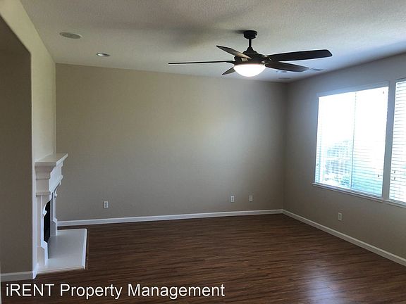 3rd image of 1675 Abilene Cir