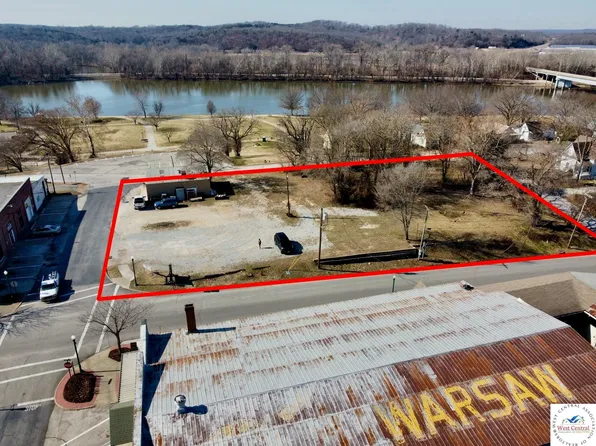 431 W Main St, Warsaw, MO 65355