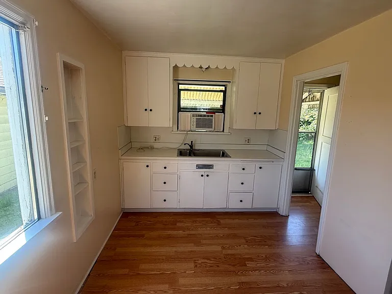 700 Greenstreet Blvd — Photo 8