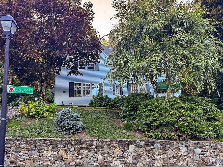 1st image of 39 Otsego Rd