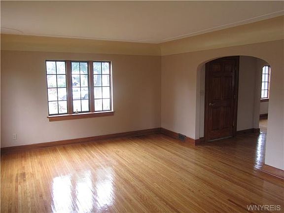 5th image of 73 Deerhurst Park Blvd