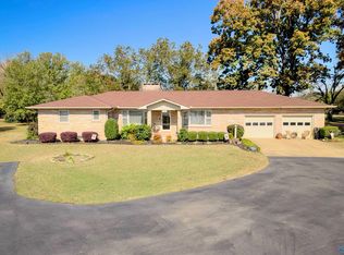 259 E Pike Rd, Falkville, AL 35622