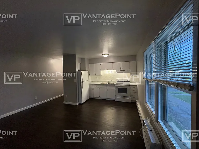 1054 Grognet St #F — Photo 4