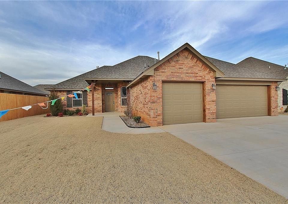 1st image of 541 W Pine Rose Ct