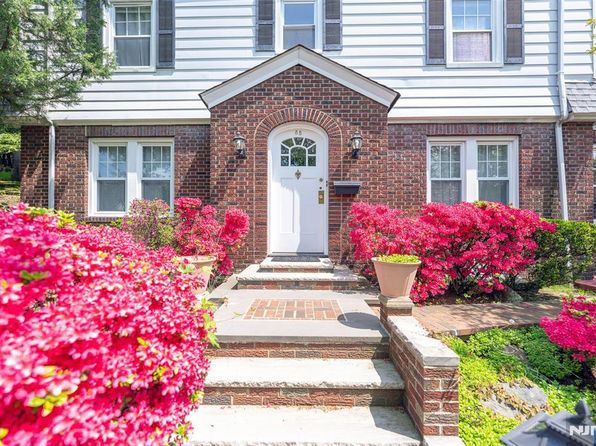 85 Paulin Blvd, Leonia, NJ 07605