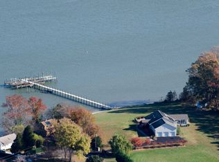 1383 Harbor View Cir, Colonial Beach, VA 22443