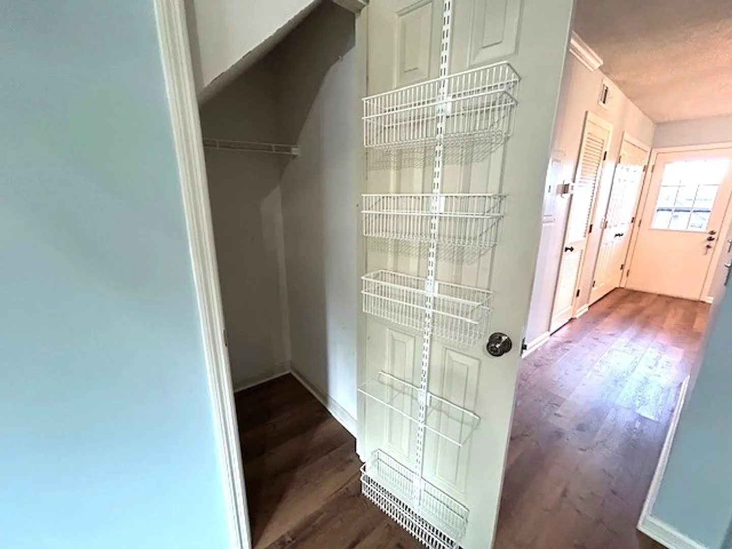 Townhome - 2 Bedroom 1.5 bath — Photo 4