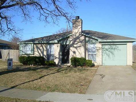 1st image of 828 Valdez Dr