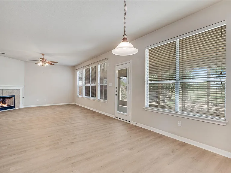 4029 Lake Edge Way — Photo 11
