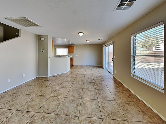 5th image of 162 Fratelli Ave