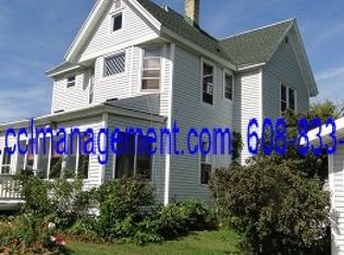 201 E 3rd St, Waunakee, WI 53597